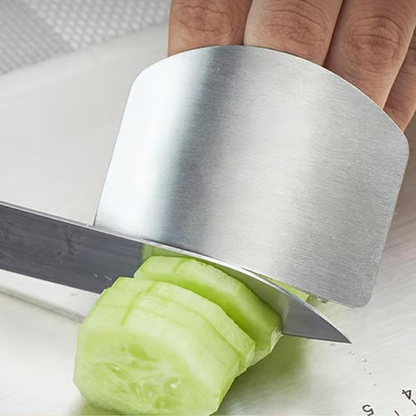 Kitchen Tool Aid Stainless Steel Finger Guard🔪🛡️ - Mozmade
